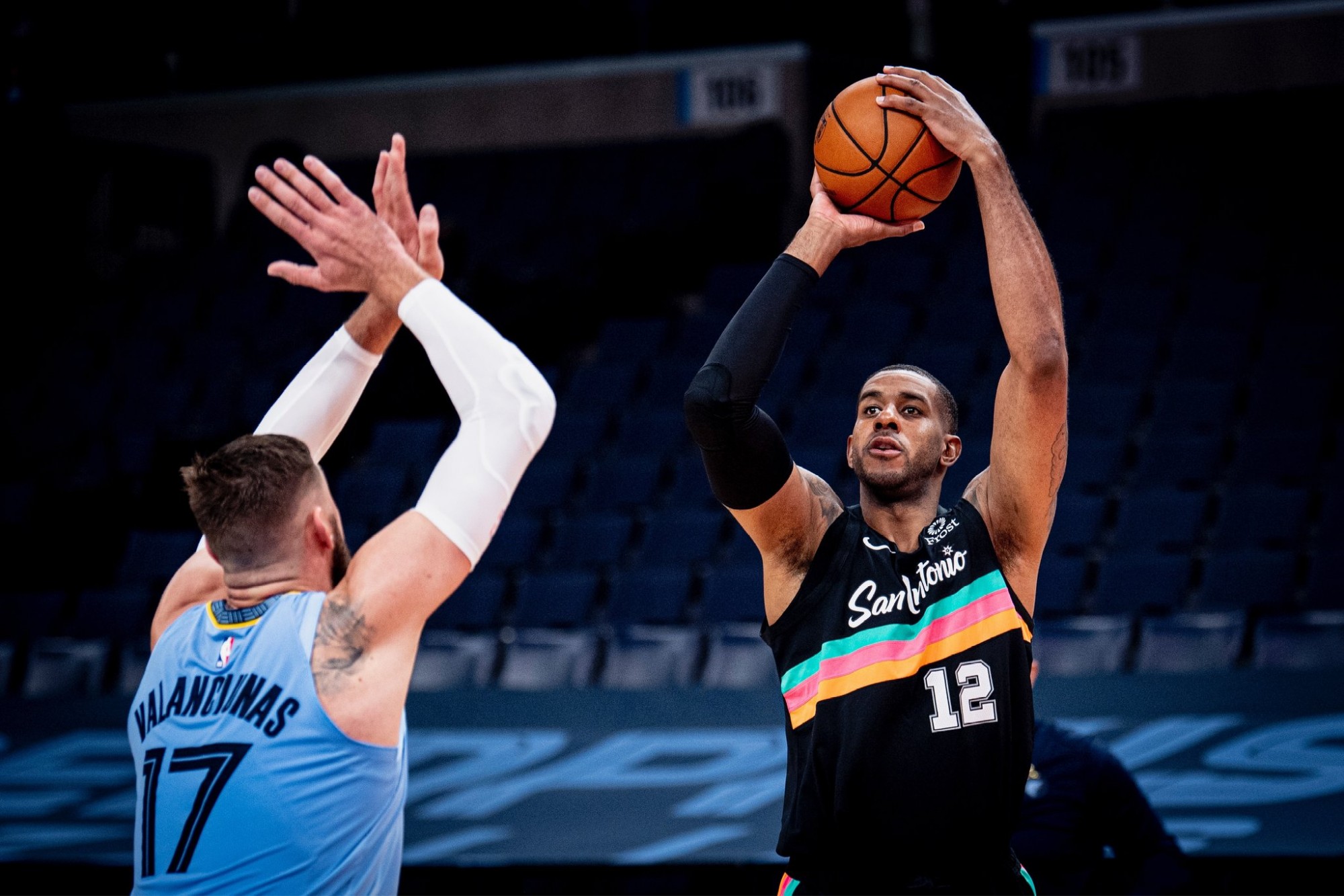 因此热那亚 因此热那亚