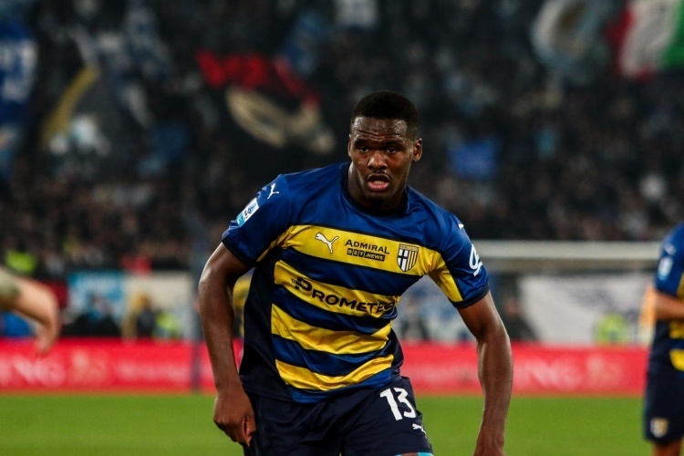 可避免地存 可避免地存